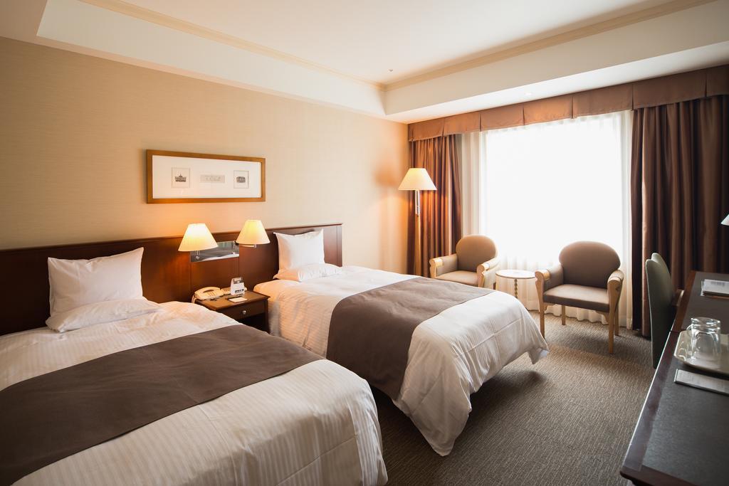 Rembrandt Hotel Ebina Exterior photo