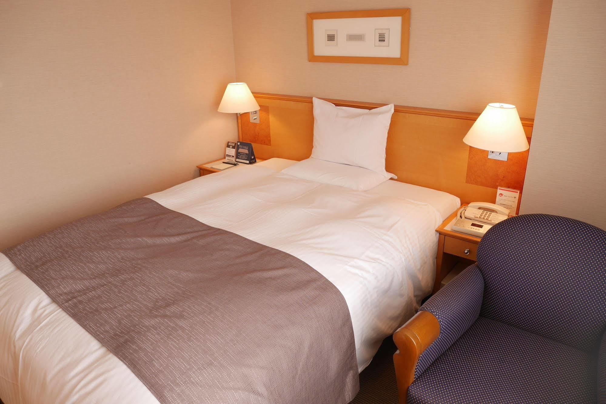 Rembrandt Hotel Ebina Exterior photo