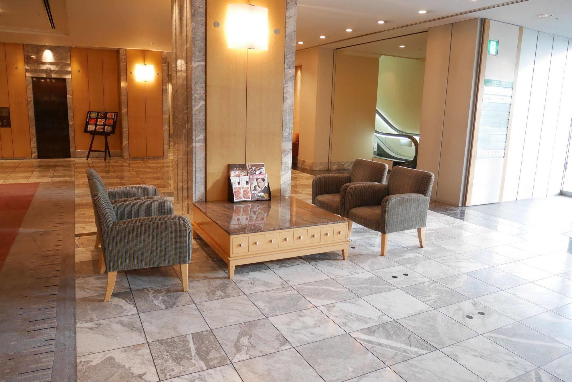 Rembrandt Hotel Ebina Exterior photo